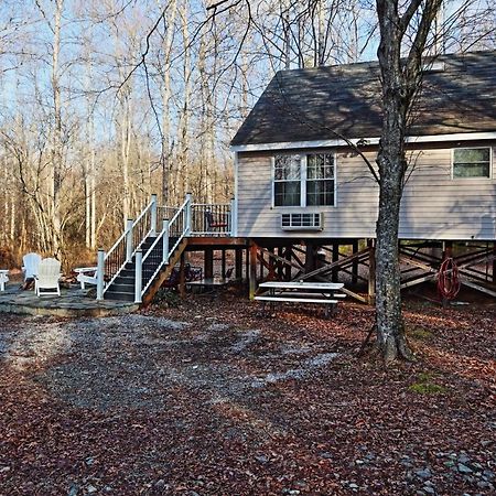 Our Private Wooded Cabin Chatham Buitenkant foto