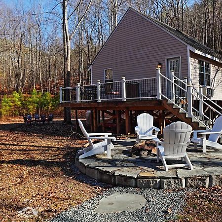 Our Private Wooded Cabin Chatham Buitenkant foto